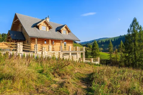 Gebr. Lötscher AG, Holzhaus