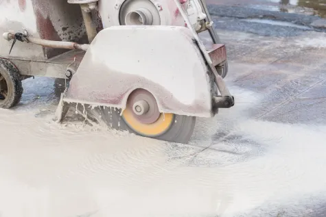 SOS dachreparaturen Gmbh, Kernbohrung und Betonschneiden