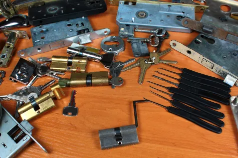 Lanz DoorTech, Schlüsseldienst, Türschloss austauschen
