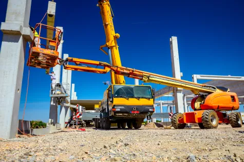 Casa-technica.ch Landolt Gebäudetechnik AG, Kran mieten, Baukran mieten