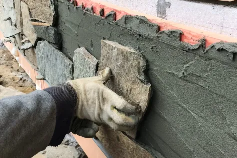 Mock Bau GmbH, Steinplatten verlegen